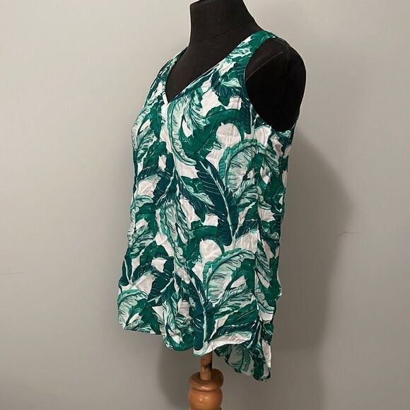 Green Tropical Hi-Low Tank Top - Picture 4 of 5